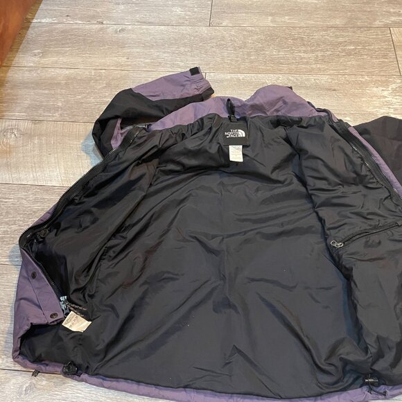The North Face HyVent Ski Jacket S - Picture 6 of 9